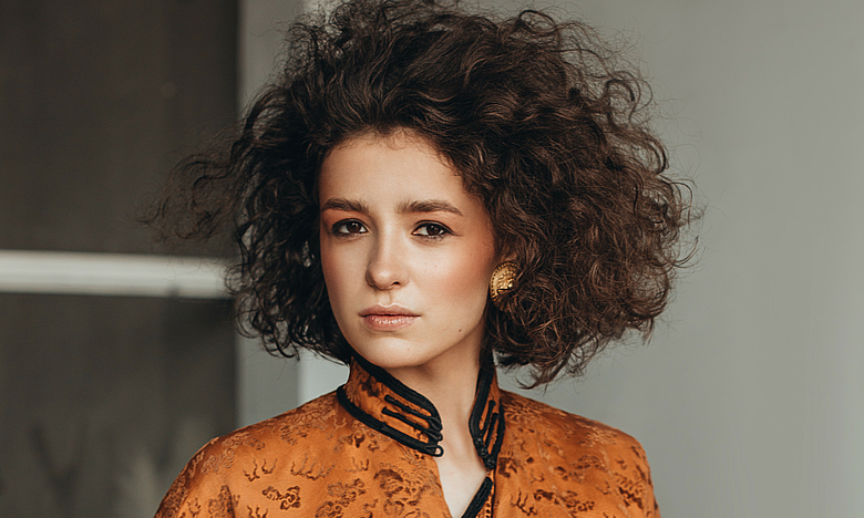 © Julia Altukhova Anastasia Kobekina