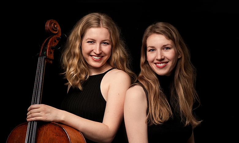 © Clara Evens Anouchka & Katharina Hack