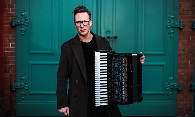 © Sebastian Madej Martynas Levickis