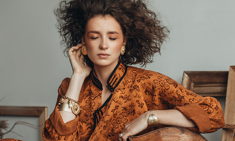 © Julia Altukhova Anastasia Kobekina