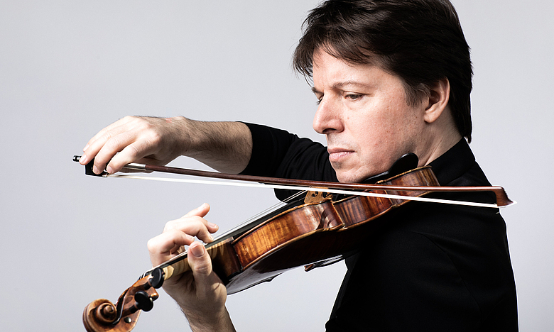 © Benjamin Ealovega Joshua Bell