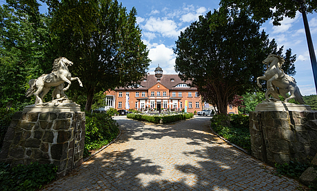 © Oliver Borchert Basthorst, Schloss