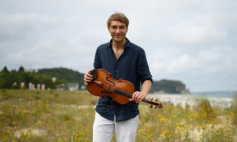 © Holger Martens Nils Mönkemeyer